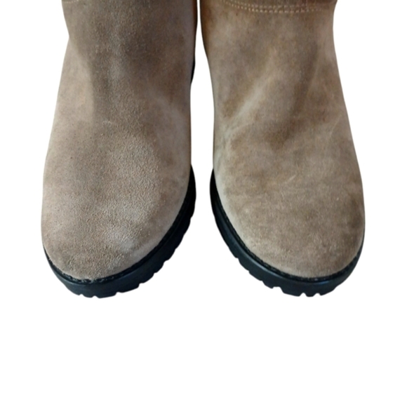 Stuart Weitzman Light Taupe Suede Wedge Boot Winter Slouch Boot size 7 - Picture 3 of 11